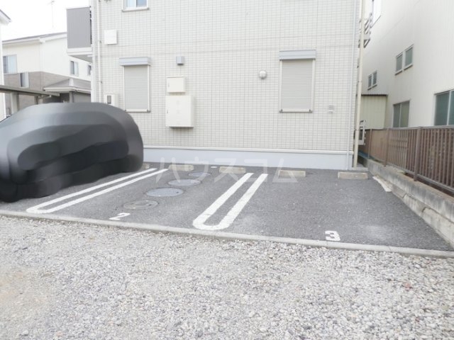 20/28 駐車場