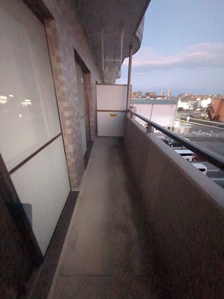 15/23 バルコニー