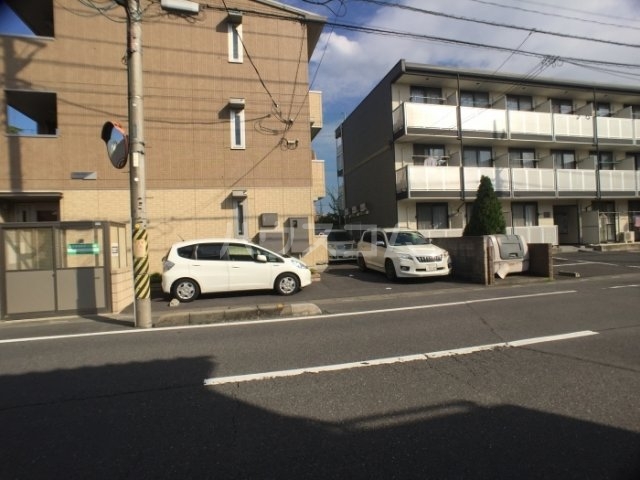 11/20 駐車場