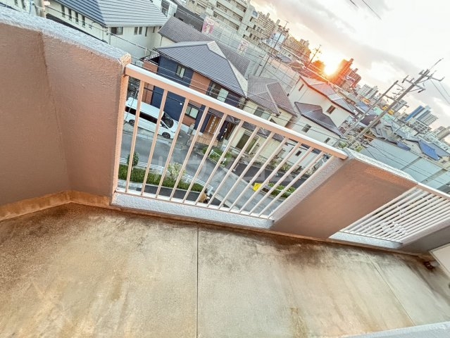 17/23 バルコニー