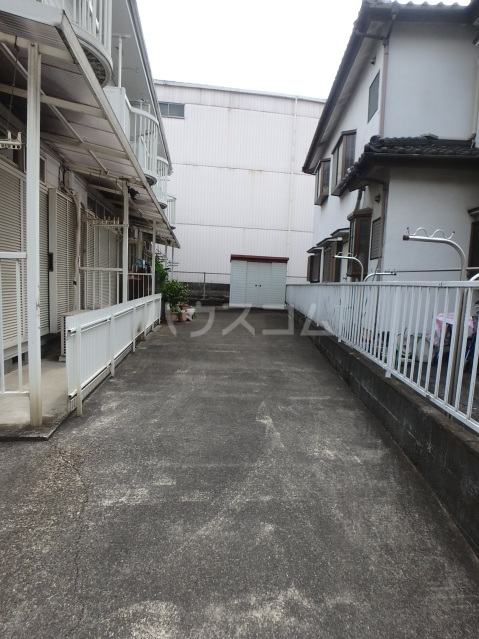 13/18 駐車場