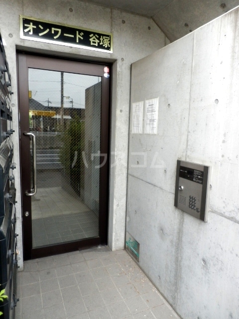 17/26 エントランス