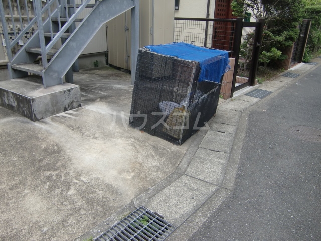 14/20 エントランス