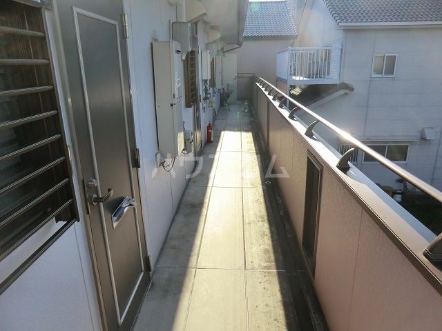 15/23 バルコニー