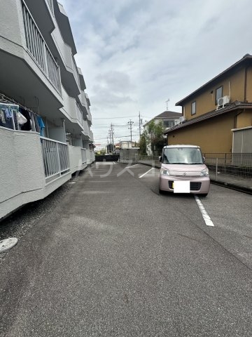 19/27 駐車場