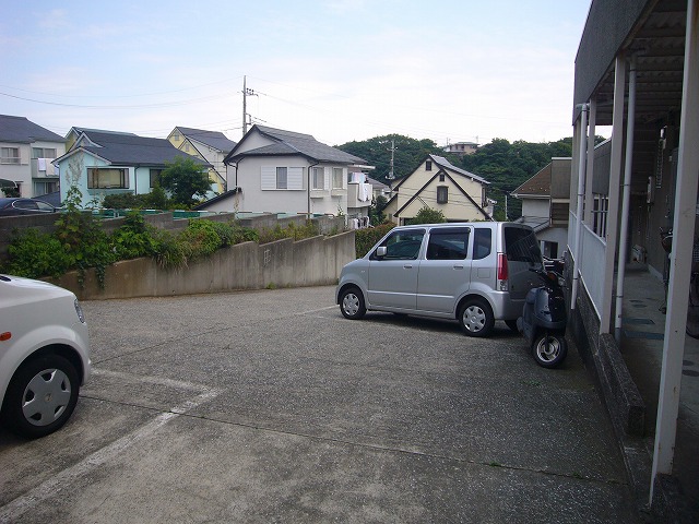 2/3 駐車場