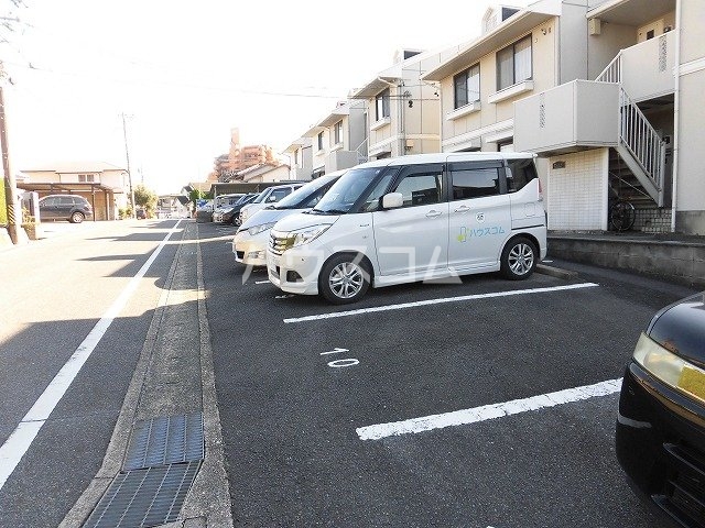 16/26 駐車場
