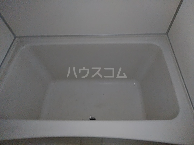 16/30 浴室