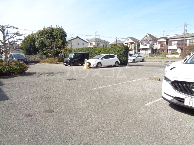3/4 駐車場