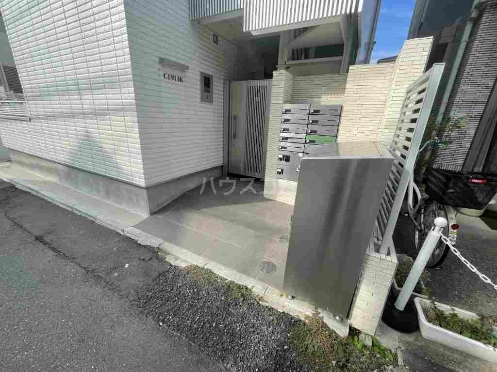 20/22 エントランス