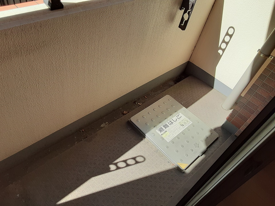 14/23 バルコニー