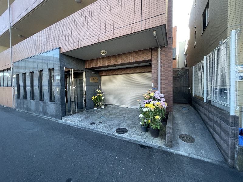 21/24 エントランス