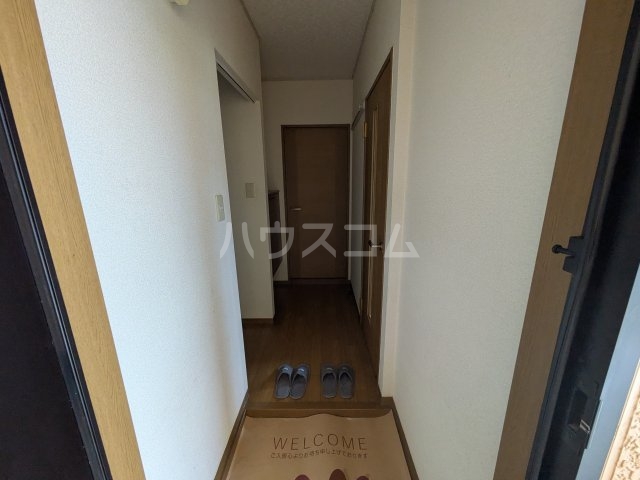 13/29 玄関