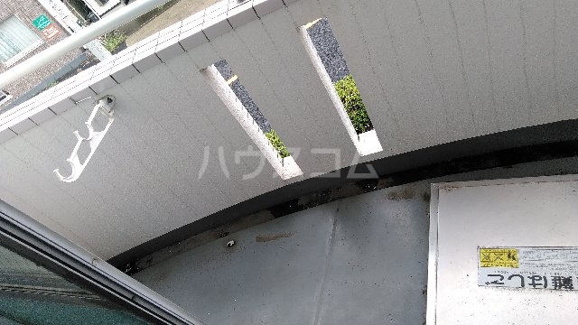 13/19 バルコニー