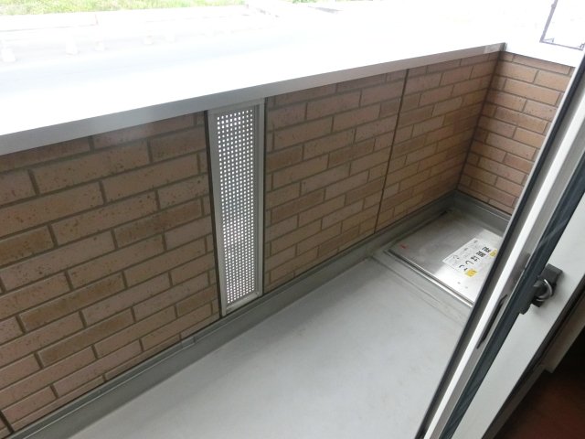 16/28 バルコニー