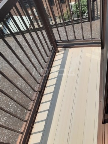 21/28 バルコニー