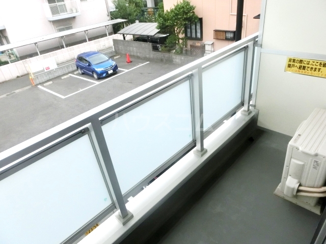 20/30 バルコニー