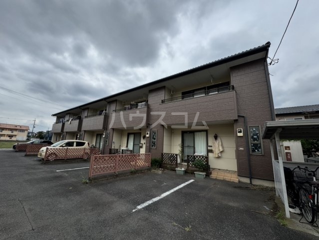 2/3 駐車場