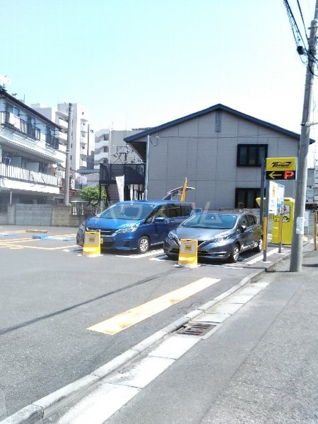 4/7 駐車場
