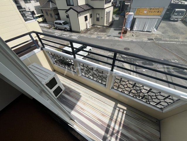 23/30 バルコニー