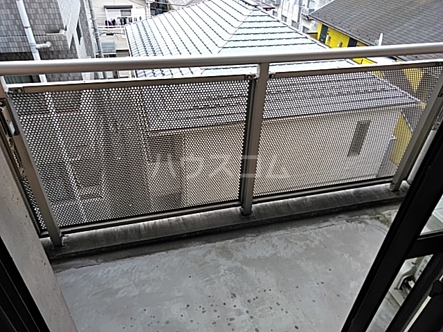 20/30 バルコニー