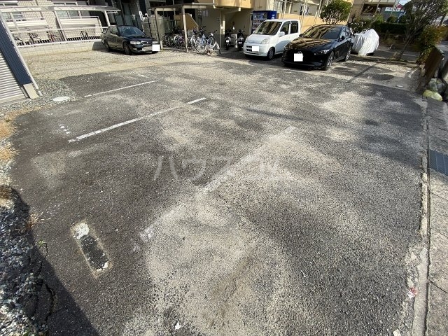 3/6 駐車場