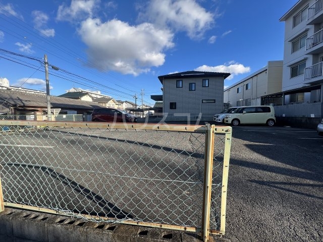 21/30 駐車場