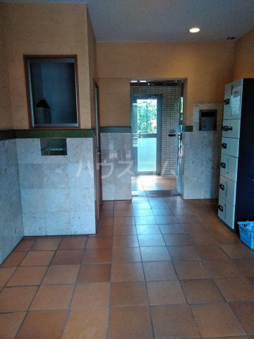 17/24 エントランス