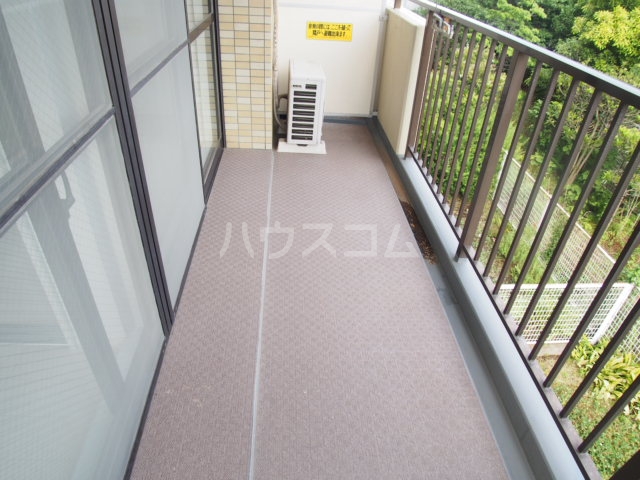 25/30 バルコニー