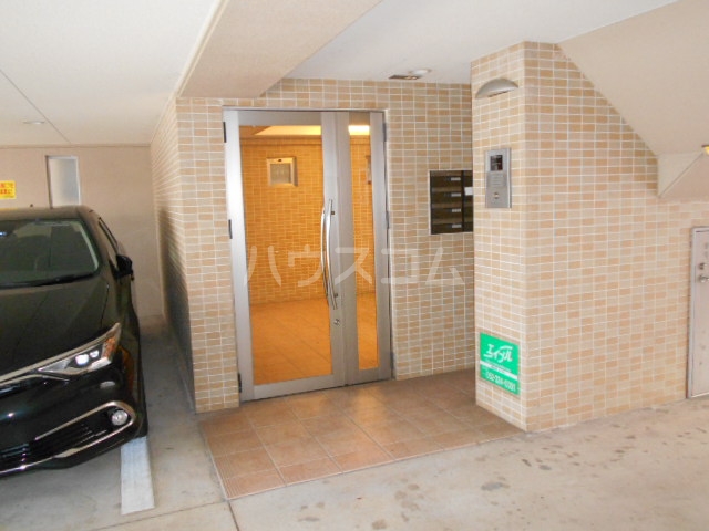 2/10 エントランス