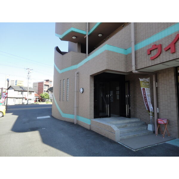 21/25 エントランス