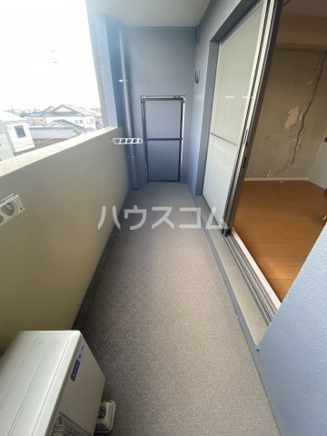 15/23 バルコニー