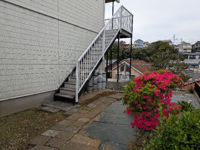 25/29 エントランス