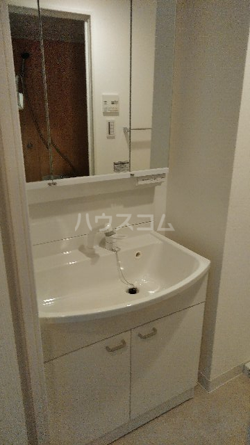 15/30 洗面