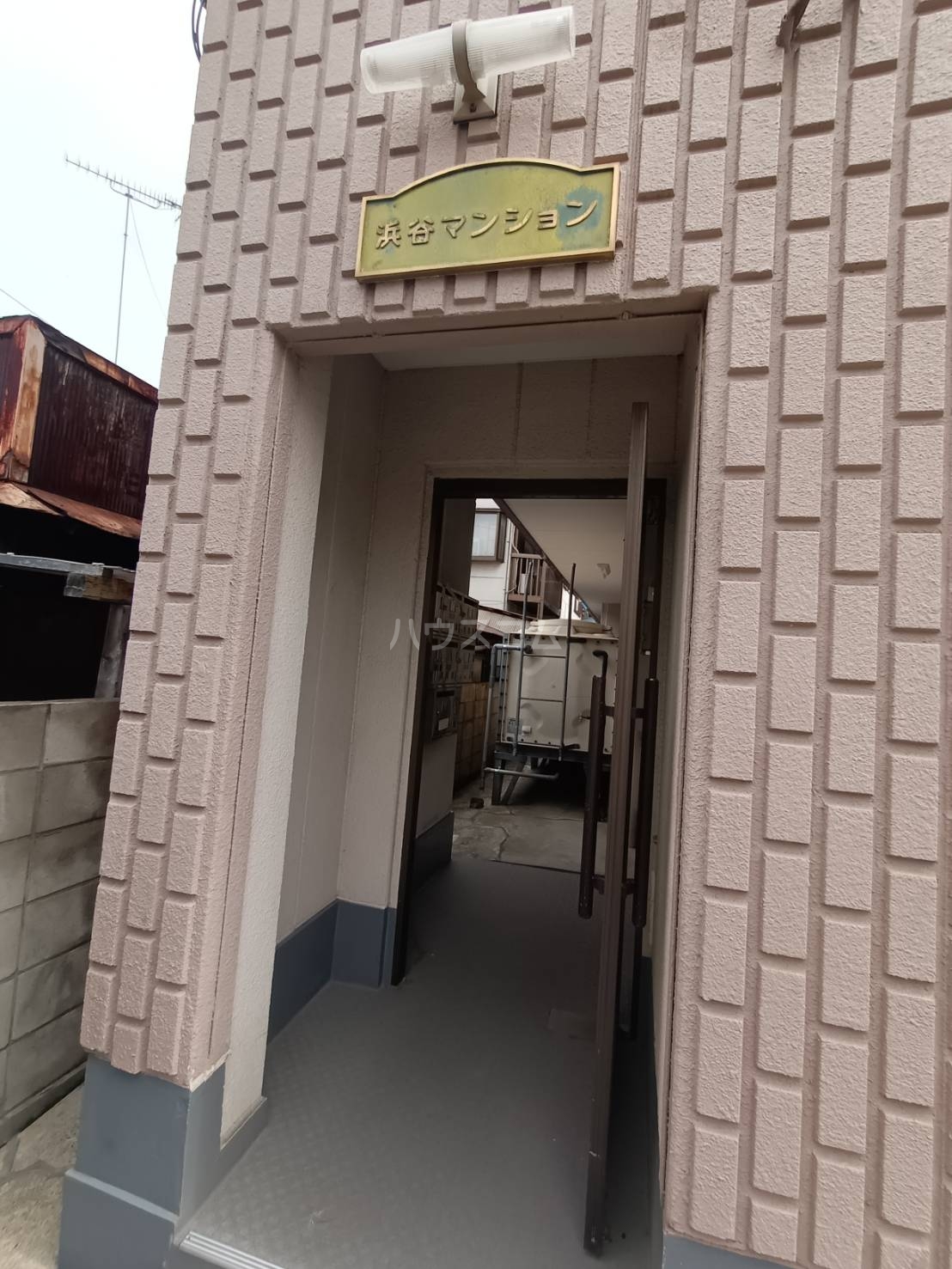 2/10 エントランス