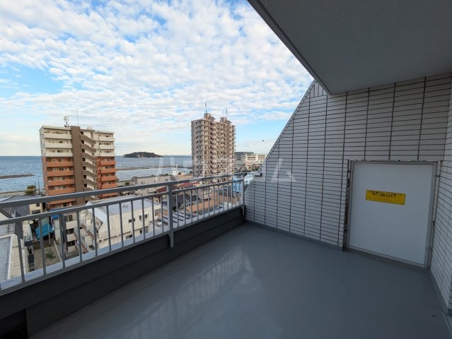 21/30 バルコニー