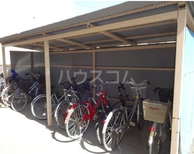 15/16 エントランス