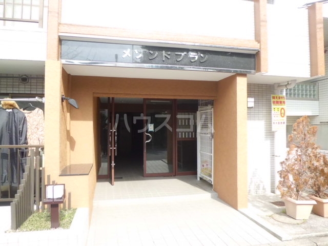 2/3 エントランス