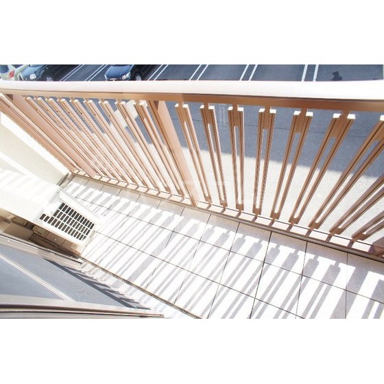 13/21 バルコニー