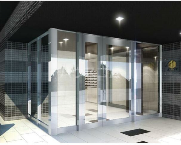 15/23 エントランス