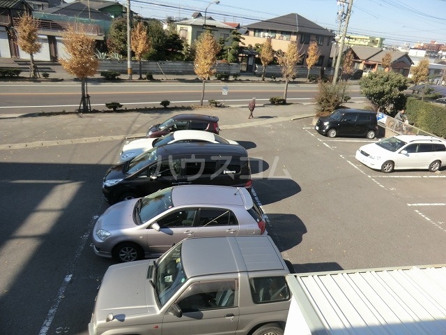 22/23 駐車場
