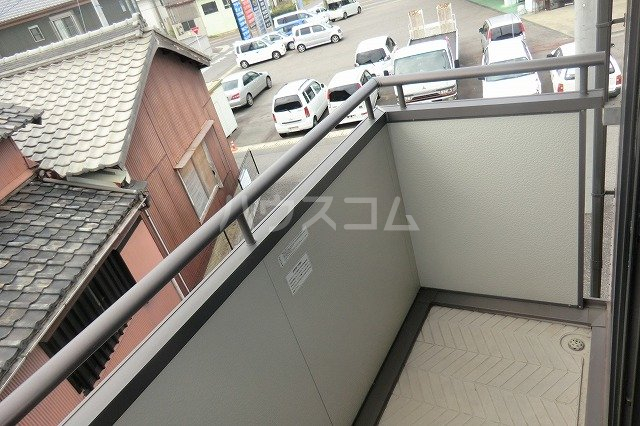 16/27 バルコニー