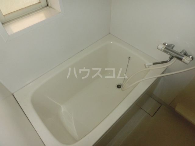 16/30 浴室
