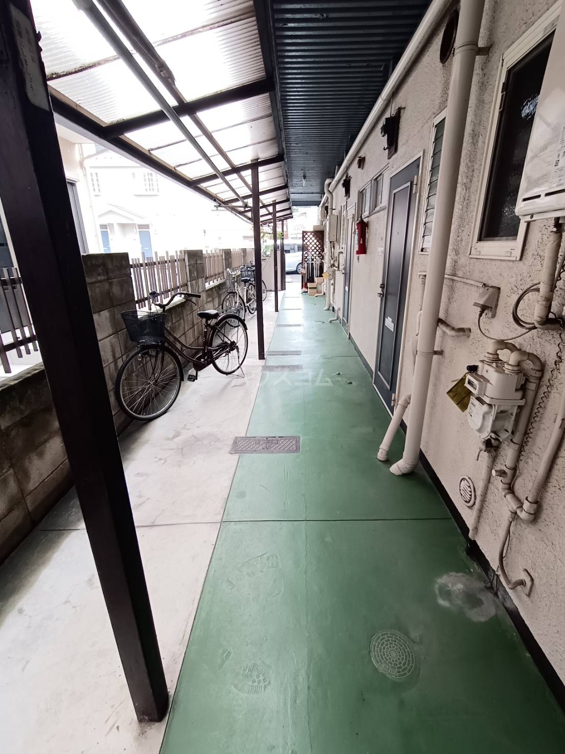 29/30 エントランス