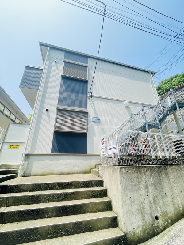 13/15 エントランス