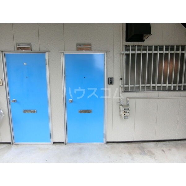 15/26 エントランス