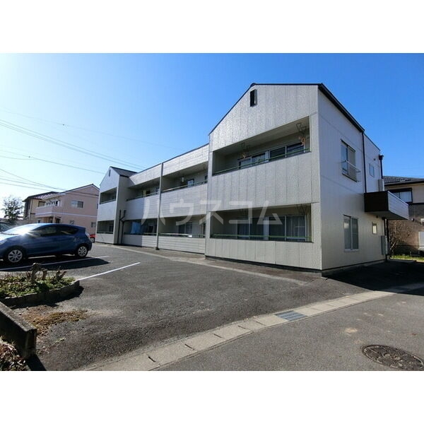 16/26 エントランス