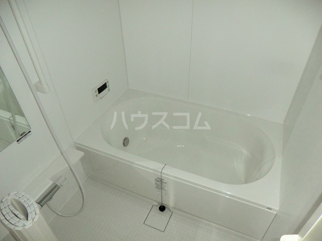 14/30 浴室