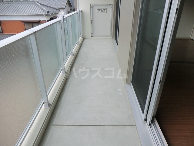 18/30 バルコニー