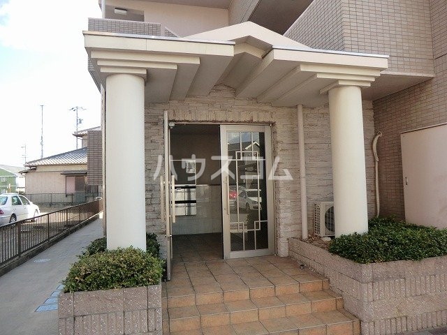 14/16 エントランス